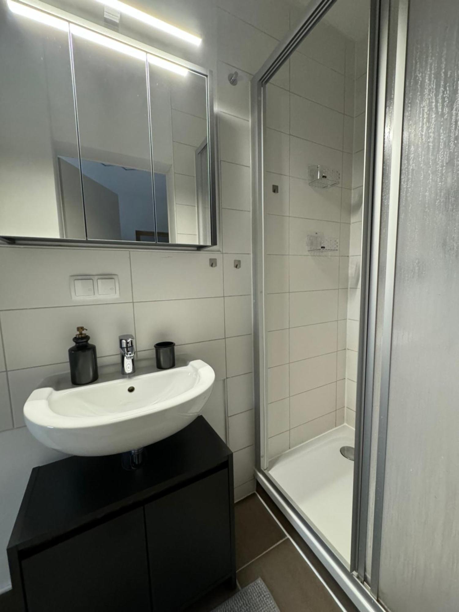 Appartement "Franz" Inklusive Parkplatz Halle  Exteriör bild